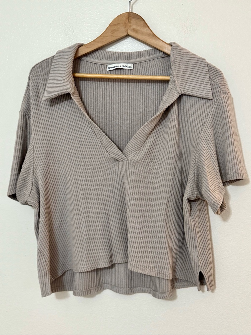 Abercrombie & Fitch Ribbed Cropped Polo Sweater Top Beige Taupe L
